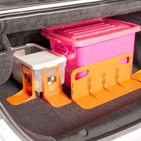 The manufacturer supplies a plastic fixed frame for the storage rack of the combination car trunk