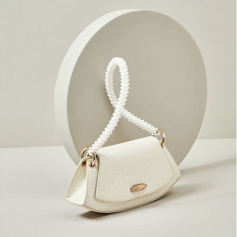 Leather women's bag, niche design, high-grade underarm bag, pearl shoulder belt, commuting stick bag, texture chain, single shoulder bag