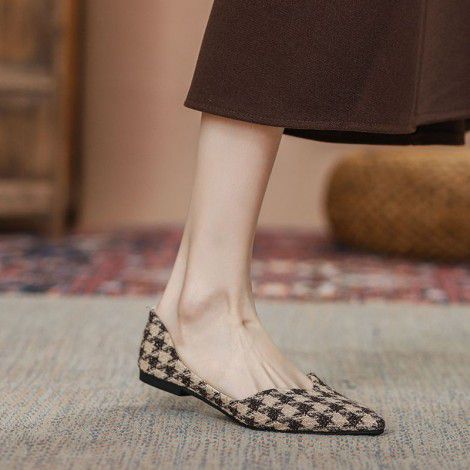 spring new pointed single shoes women's one foot shallow mouth small fragrance flat bottom soft bottom gentle women's shoes in the evening 