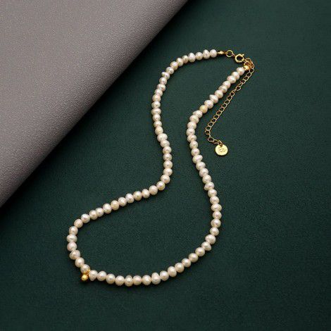 French freshwater pearl small golden bean pendant Vintage Necklace Choker Zhong Chuxi neck chain clavicle chain female