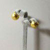 Simple and advanced sense of European and American minorities; the same vintage gold ball brass earrings as Savi bloggers; female round ball earrings
