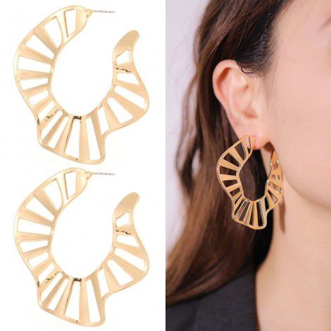 Kenjie ins style exaggerated metal pattern gold-plated earrings women's European and American cross-border fashion geometric Hoops Earrings